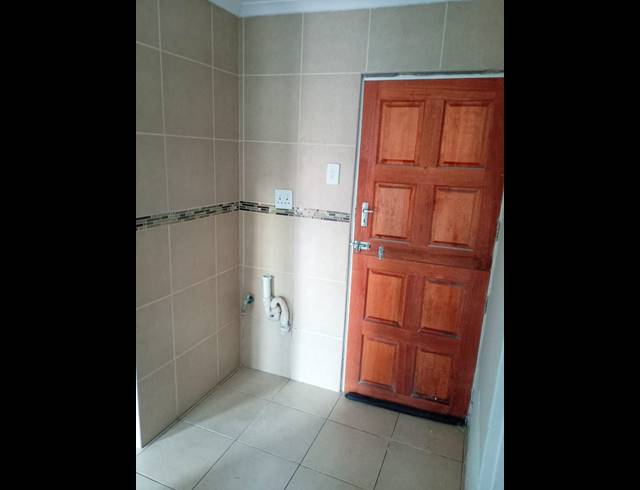 1 BEDROOM FLAT TO LET IN SECUNDA